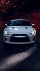 White-nissan-r35-gtr-front-jsbclvtcwmciiagw