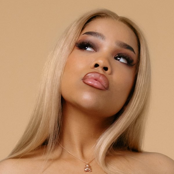 Zoe Wees - Hello Again