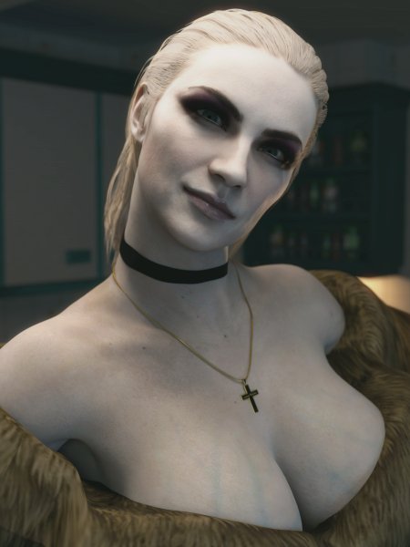 Mother+Miranda+cocked+copy