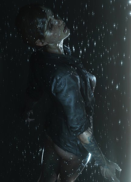 Ellie in the rain