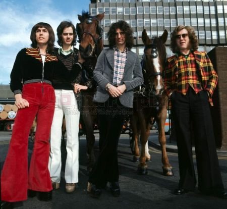 Slade - Lemme Love Inyo Ya