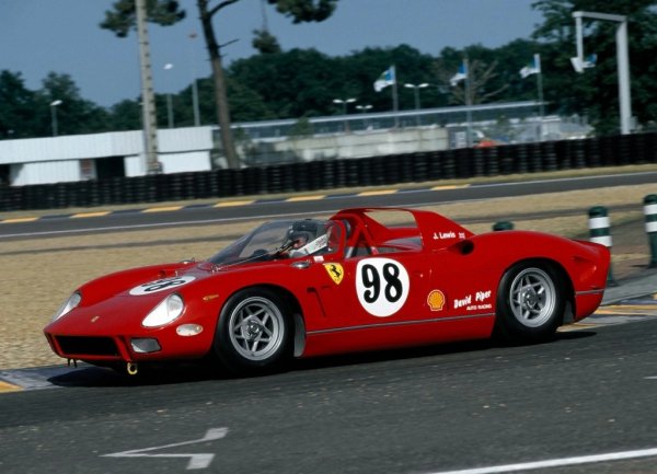 FERRARI 365 P (1966г.)