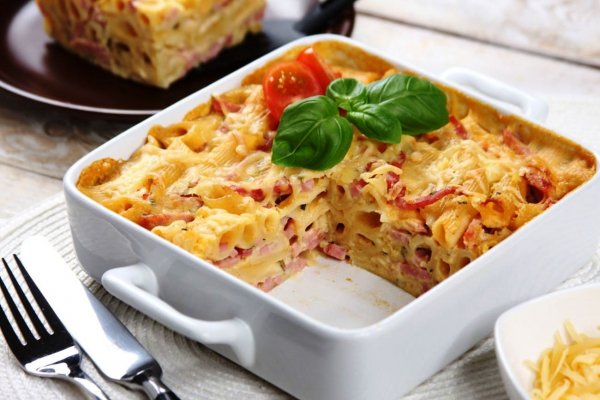 Запеканка из макарон и ветчины