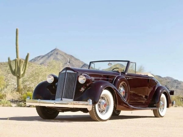 PACKARD DELUXE EIGHT CONVERTIBLE COUPE (1931г.)