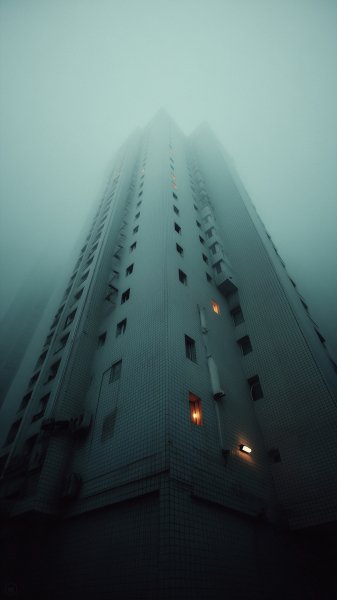 original 4320x7680