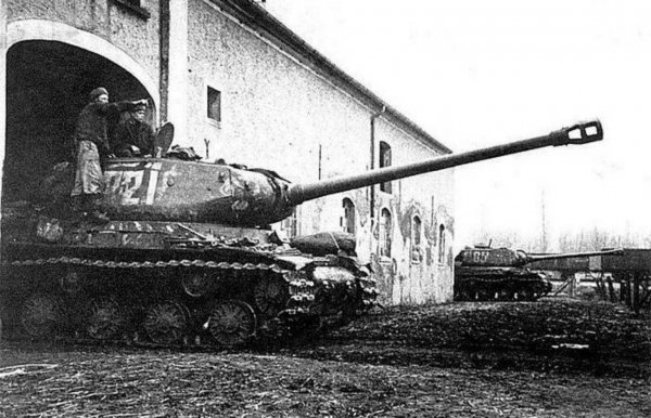 ИС-2