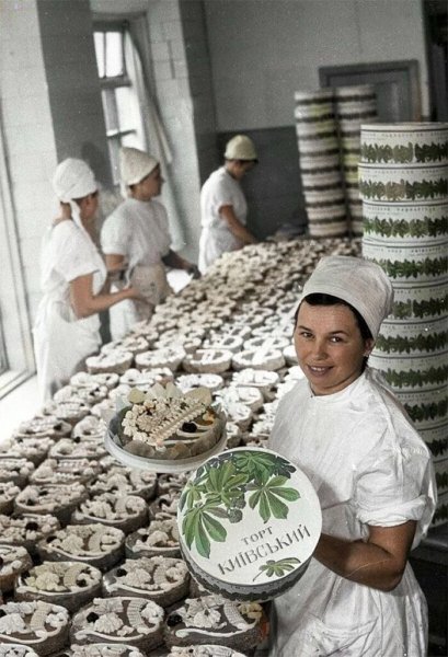 Киевский торт, хлебокомбинат