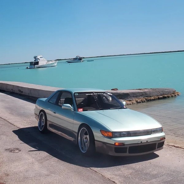 Автомобили-Nissan-Silvia-7418100