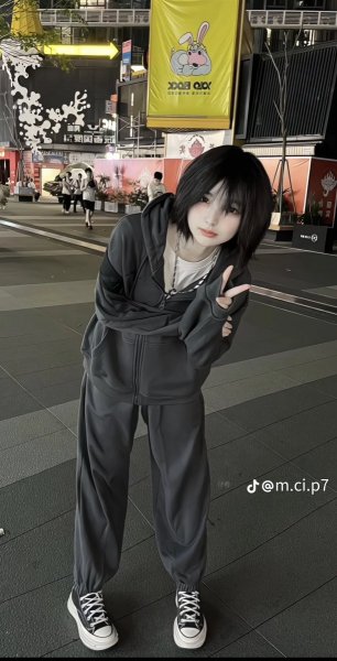 picture_390011389