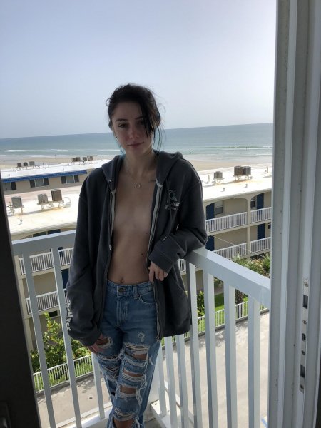 picture_389697543