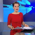 Ляжки Екатерины Грачевой в прямом эфире eg170427.gif