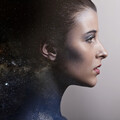 37441-devushka profil fon.jpg