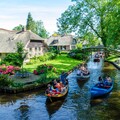 64440-niderlandy githorn kanaly lodki turisty.jpg