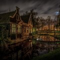 gollandiya zaanstad niderlandy nochy north holland.jpg