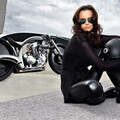 Girls 03359.jpg