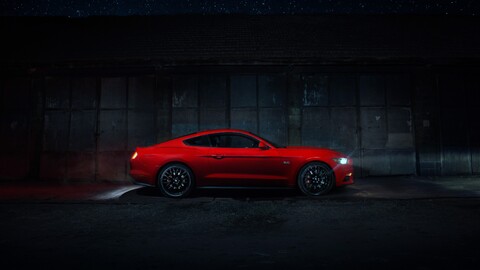 60182-ford mustang krasnyj.jpg