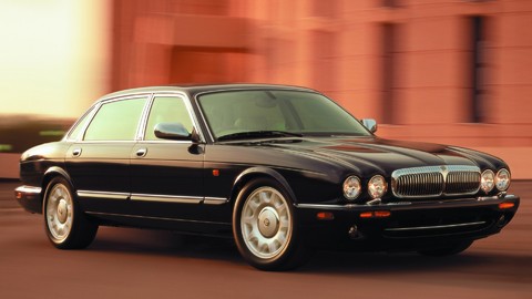u daimler v8 super 1.jpg
