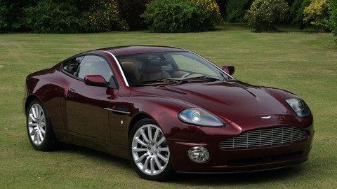 ASTON MARTIN 1 (688).jpg