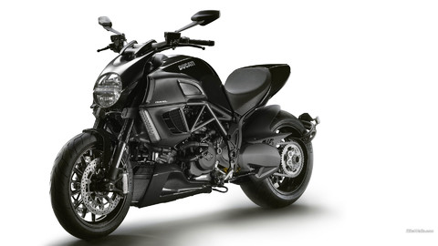 ducati_diavel_2011_26_1920x1080.jpg