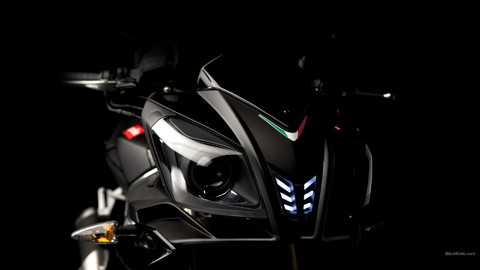 aprilia_tuono_v4_r_2011_61_1920x1080.jpg