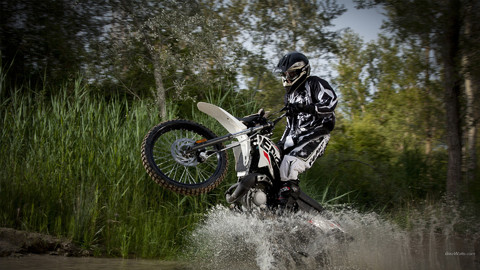 derbi_senda_drd_x_treme_50_r_2011_02_1920x1080.jpg