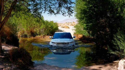 range rover evoque d240 hse 2019 4k-3840x2160.jpg