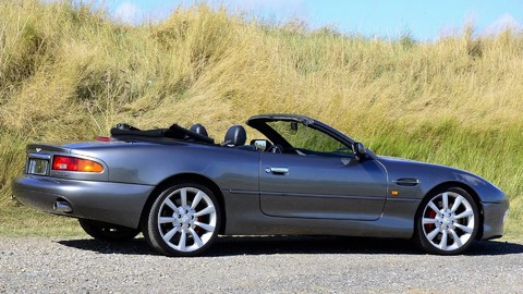ASTON MARTIN 1 (55).jpg