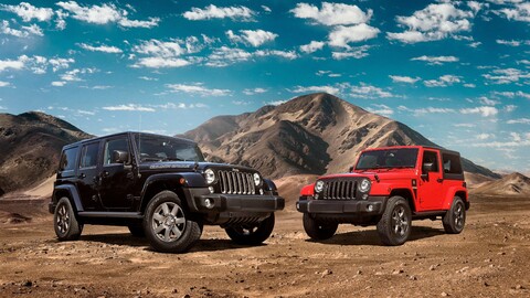 54433-jeep vnedorozhnik pustynya gora.jpg