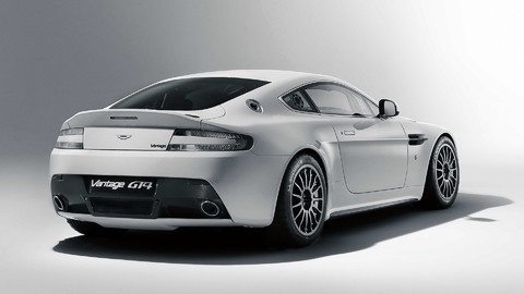 ASTON MARTIN 1 (612).jpg