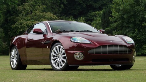 ASTON MARTIN 1 (689).jpg
