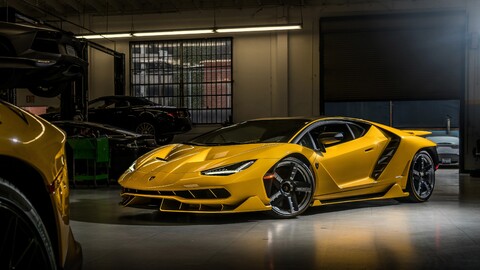 57049-lamborgini oranzhevyj garazh blesk.jpg