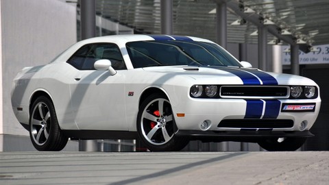 2011 dodge challenger srt8-wide.jpg
