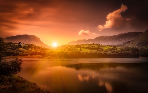 28944-priroda zakat reka derevya goryi nature sunset river trees mountains.jpg