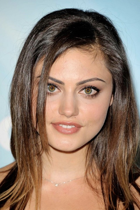 Phoebe Tonkin.jpg