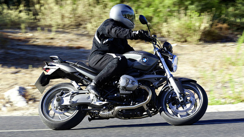 22037_bmw_r1200r_2011_27_1920x1080.jpg