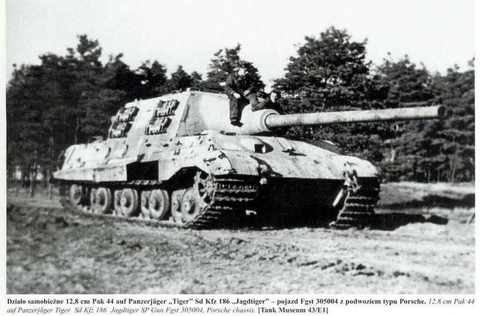 1346812737 1346812270 013 jagdtiger.jpg