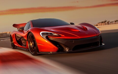 22714-krasnyiy sportivnyiy avtomobil mc laren p1.jpg