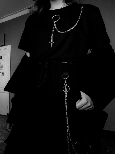 Gothic style chains.jpg
