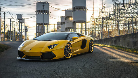 orange-lamborghini-aventador-sv-4k-9s-3840x2160.jpg