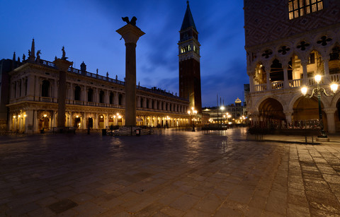 veneciya italiya dvorec dozhey.jpg
